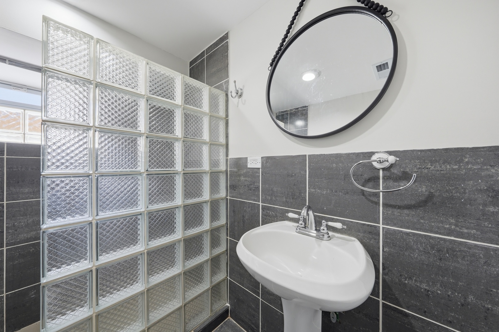 12654322 Property Photo 20