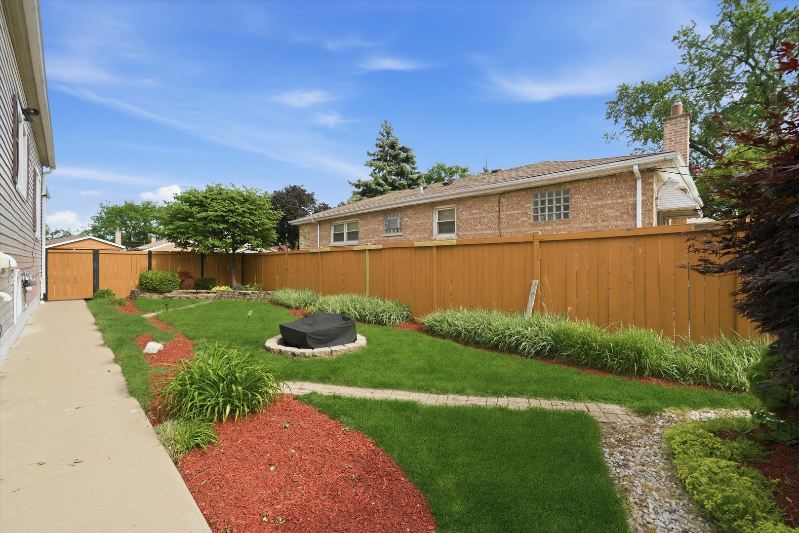 12654322 Property Photo 40