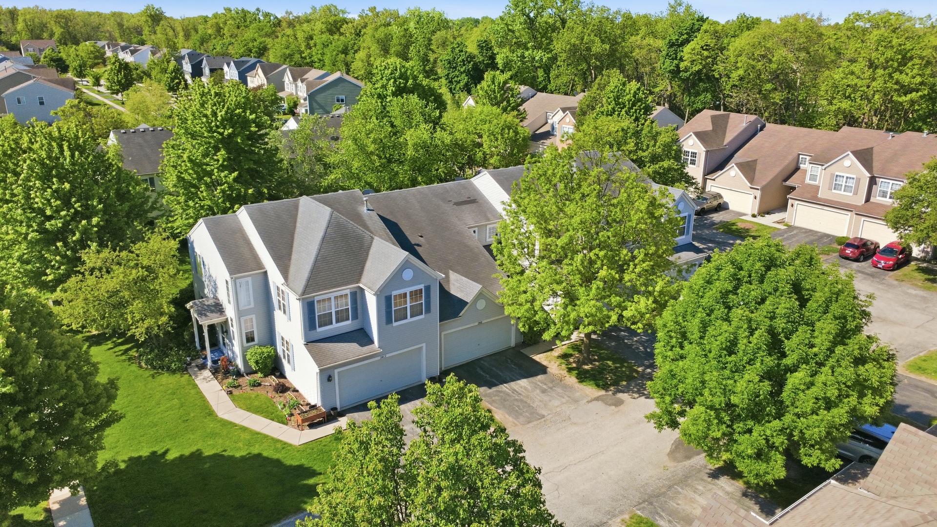 2408 Brush Hill Circle Property Photo 4