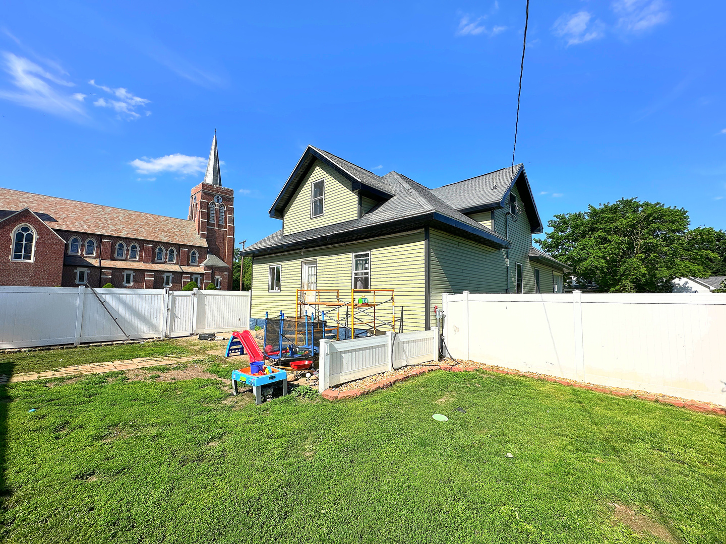 401 S Jackson Street Property Photo 13