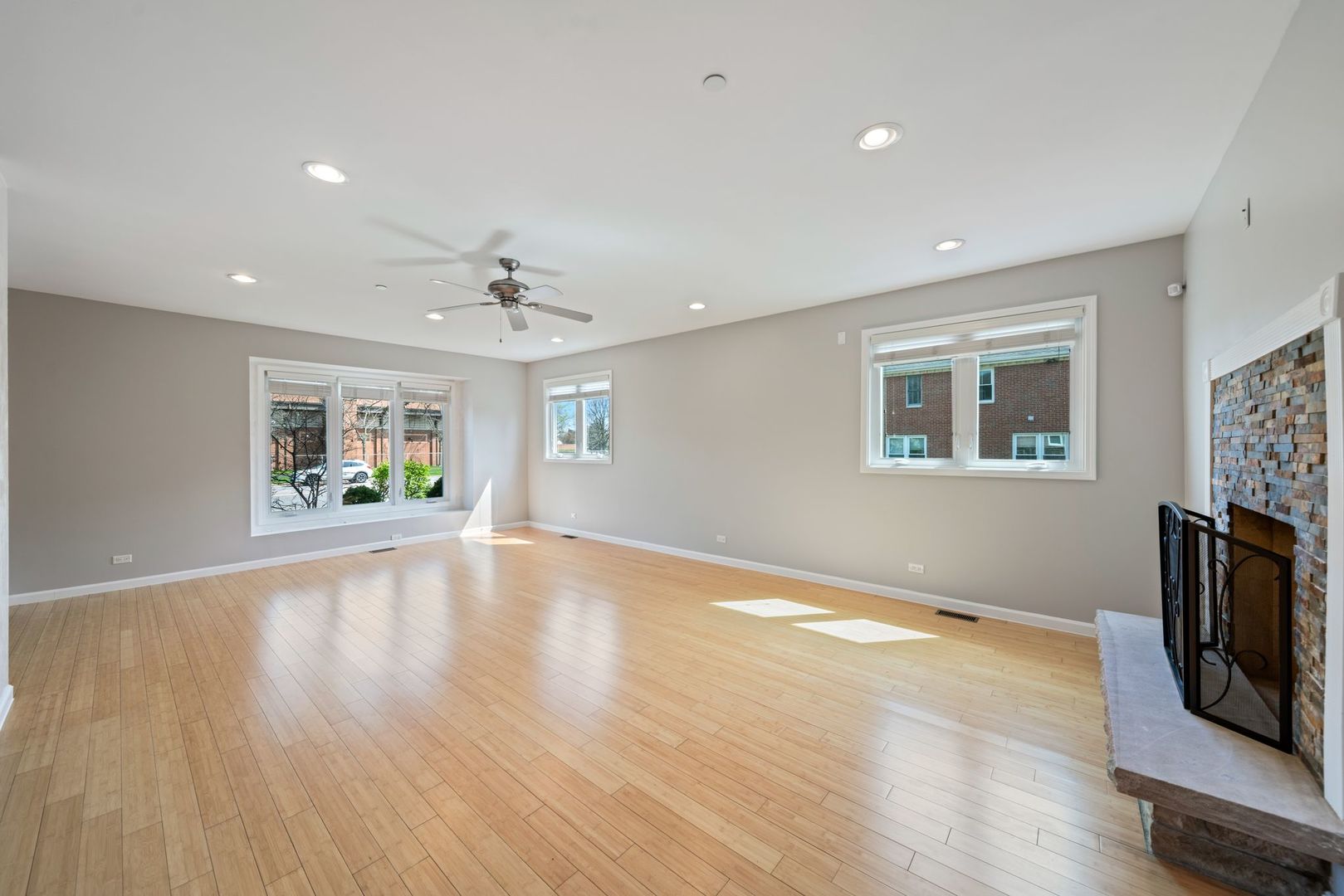 701 Oakton Street Property Photo 6
