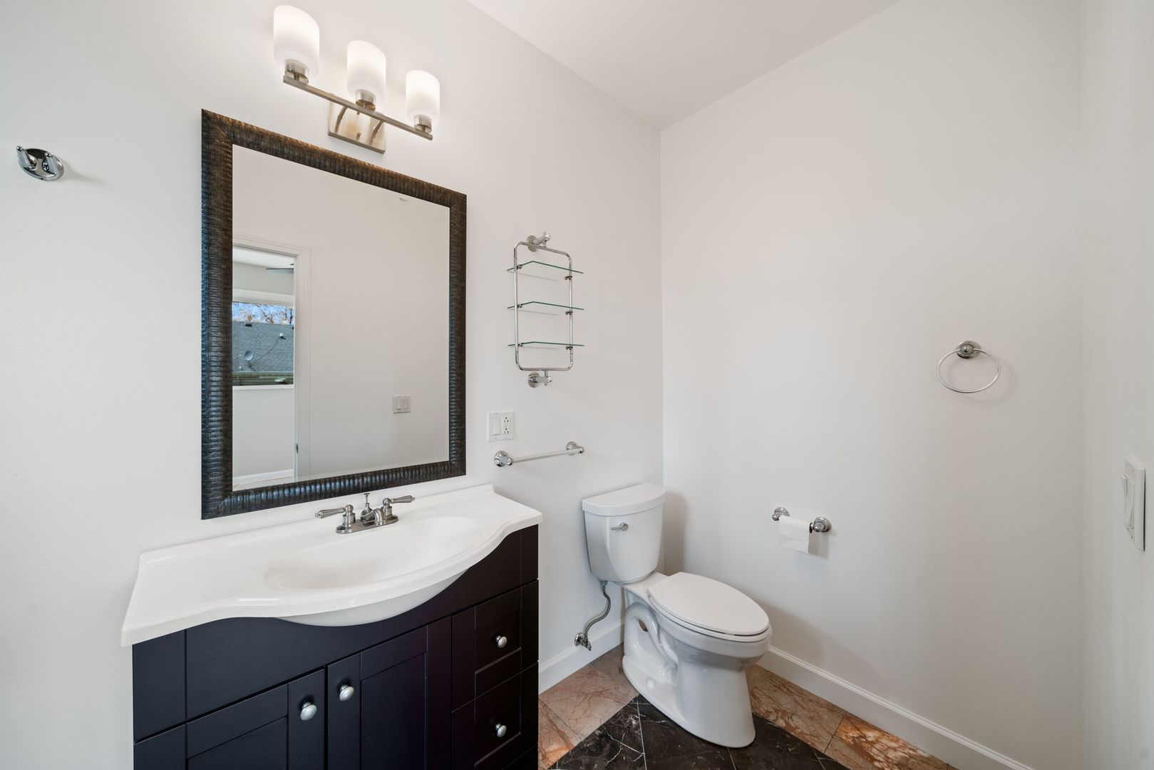 701 Oakton Street Property Photo 29