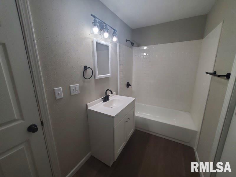 603 E Euclid Avenue Property Photo 6