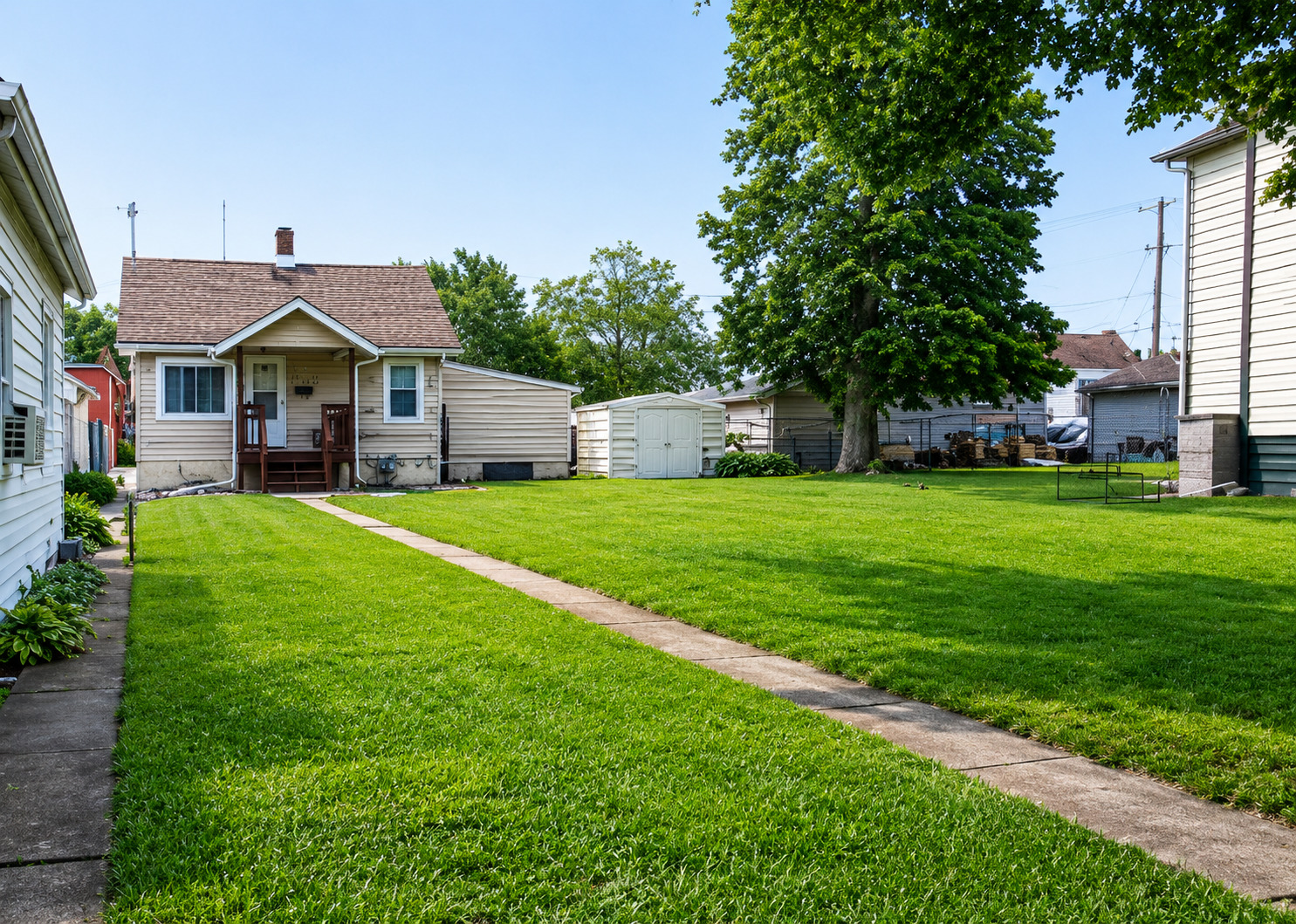 3325 Halsted Street Property Photo 4