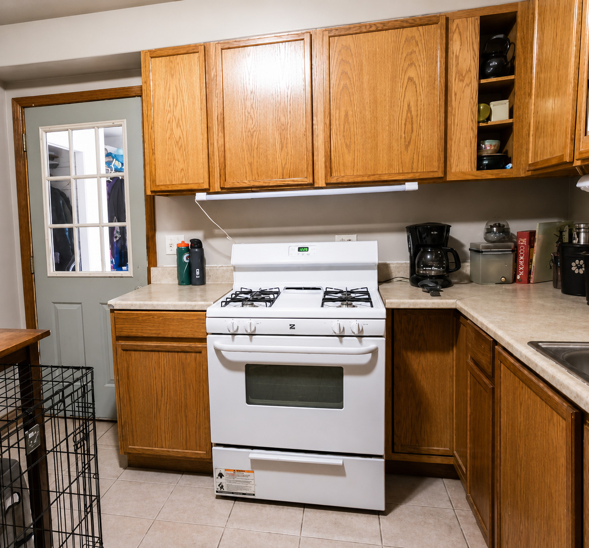 3325 Halsted Street Property Photo 18