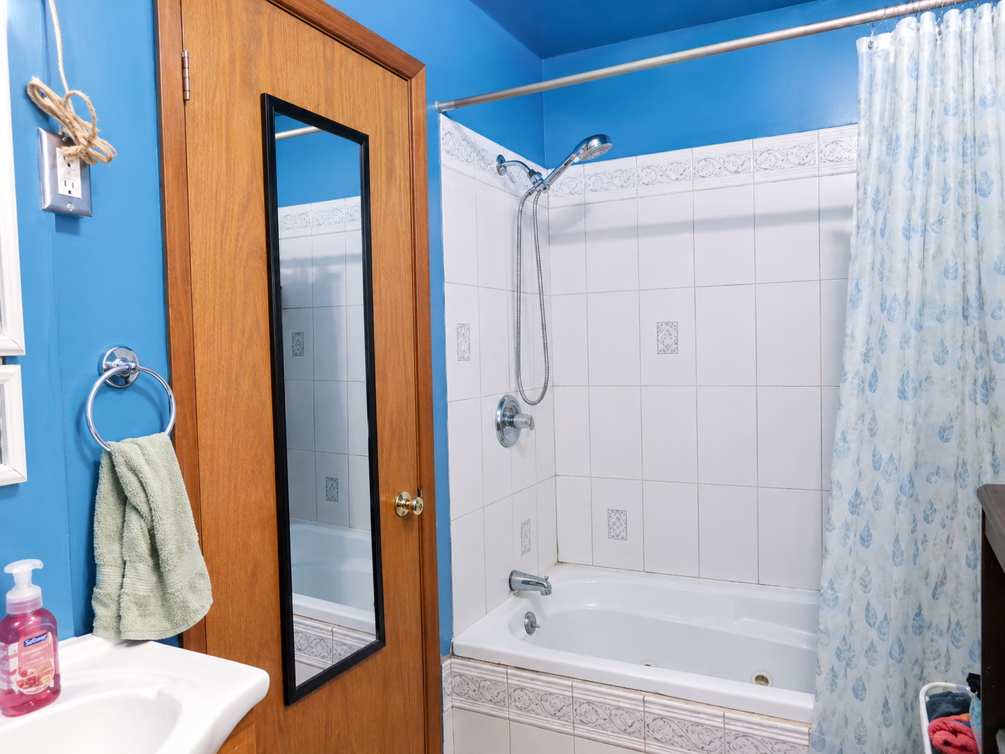 3325 Halsted Street Property Photo 24