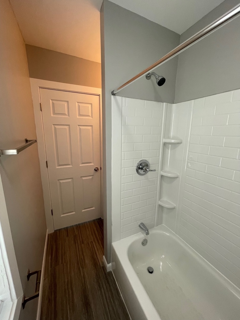 242 46th Street Property Photo 3