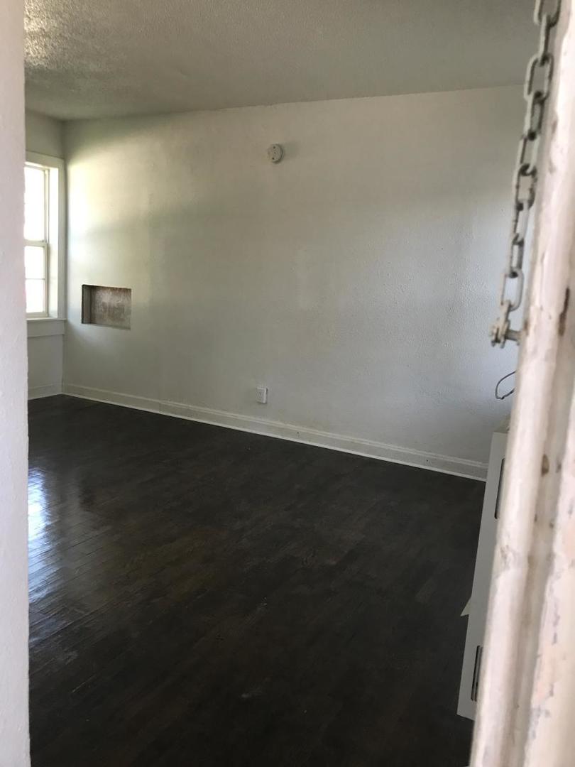 242 46th Street Property Photo 10