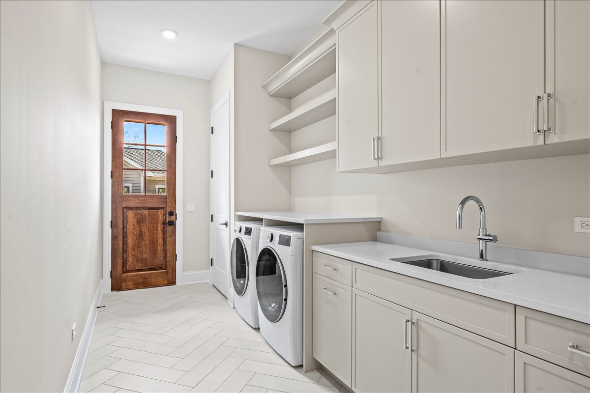 270 Majestic Oak Court Property Photo 11