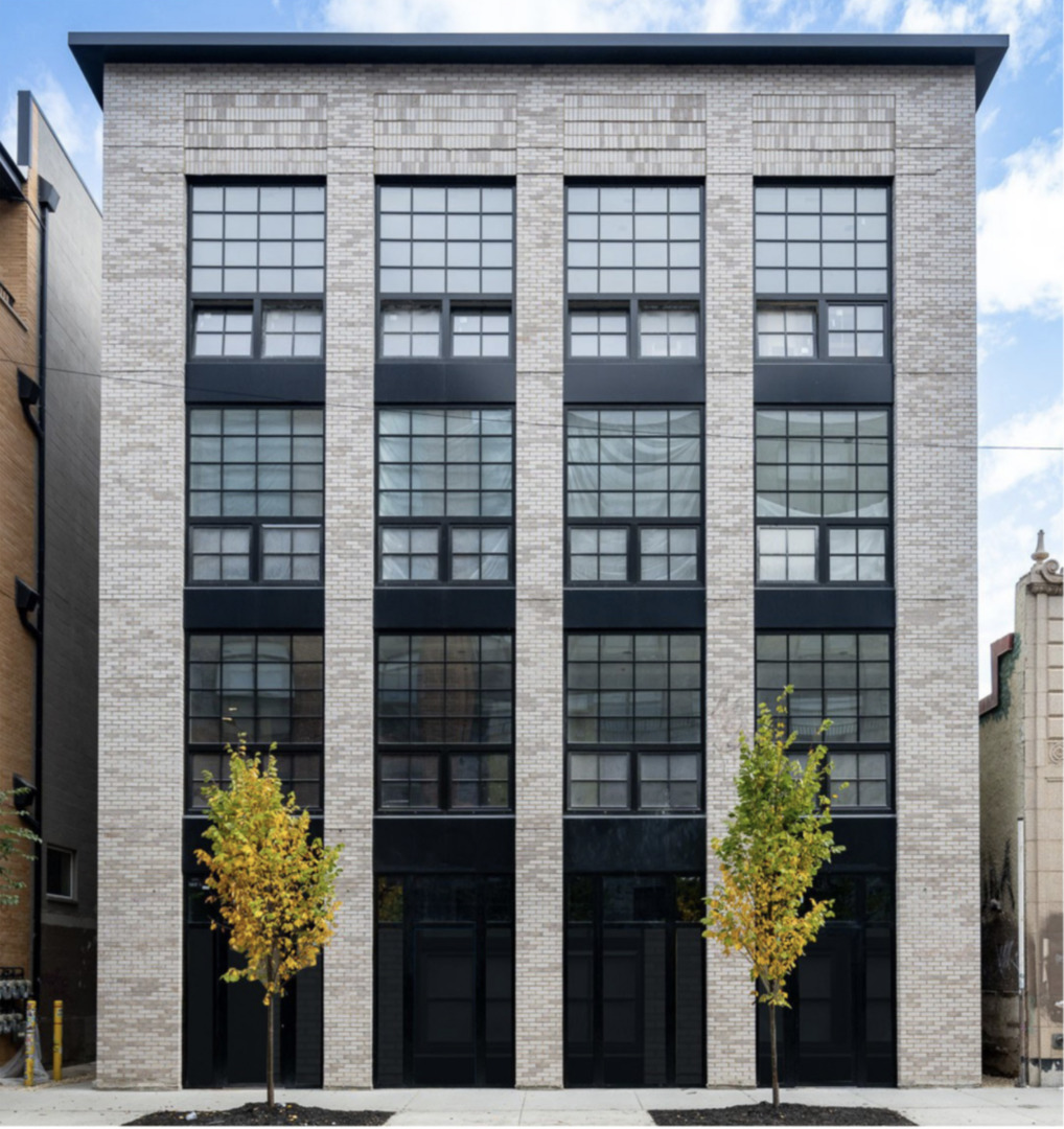 2127 N Damen Avenue Commercial Property Photo 1