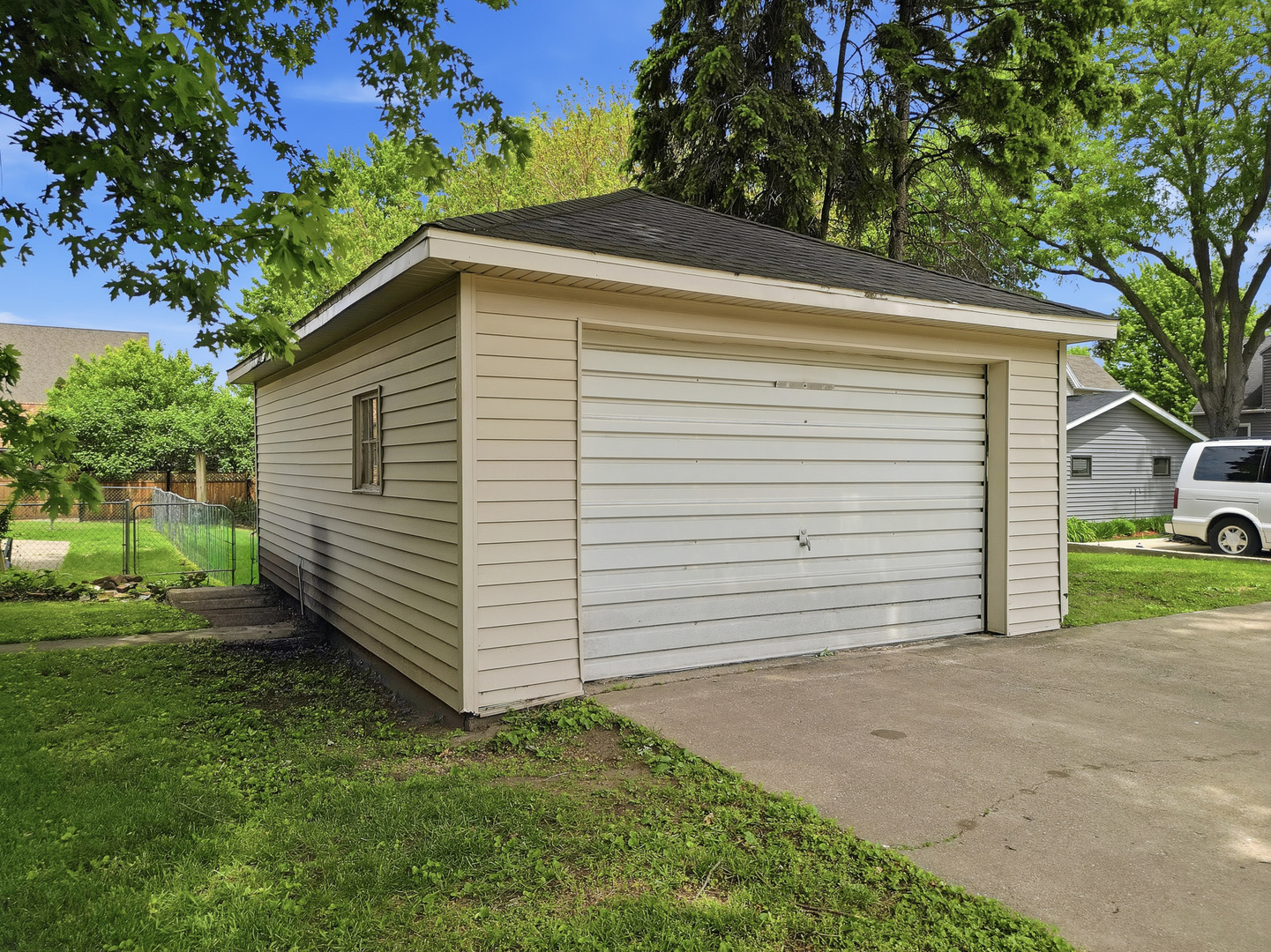 722 Highland Avenue Property Photo 38