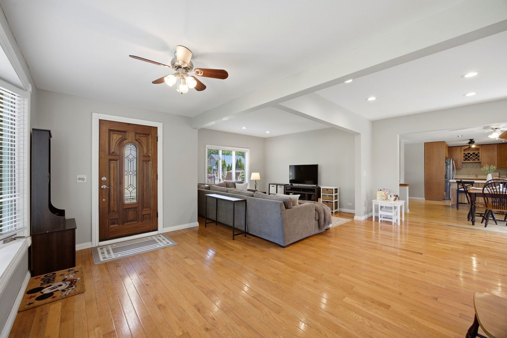 5417 Blodgett Avenue Property Photo 2