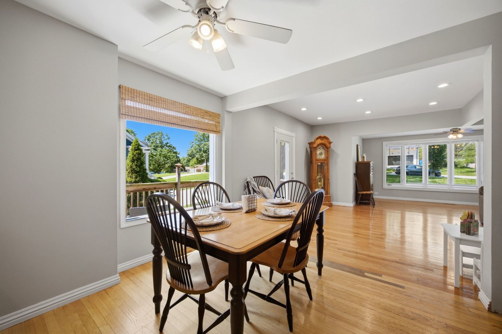 5417 Blodgett Avenue Property Photo 11
