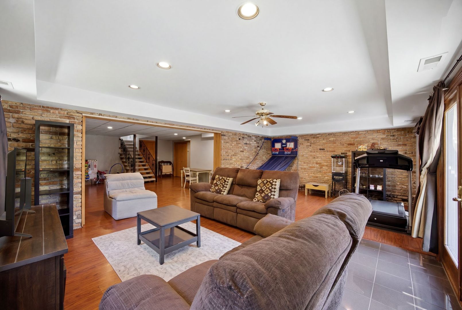 5417 Blodgett Avenue Property Photo 35