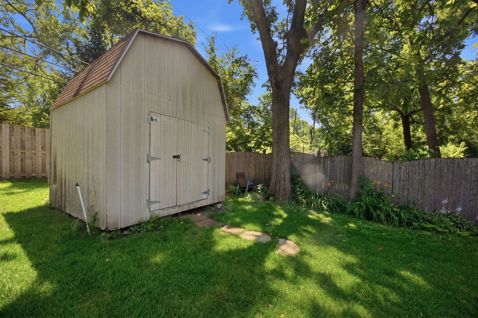 5417 Blodgett Avenue Property Photo 43