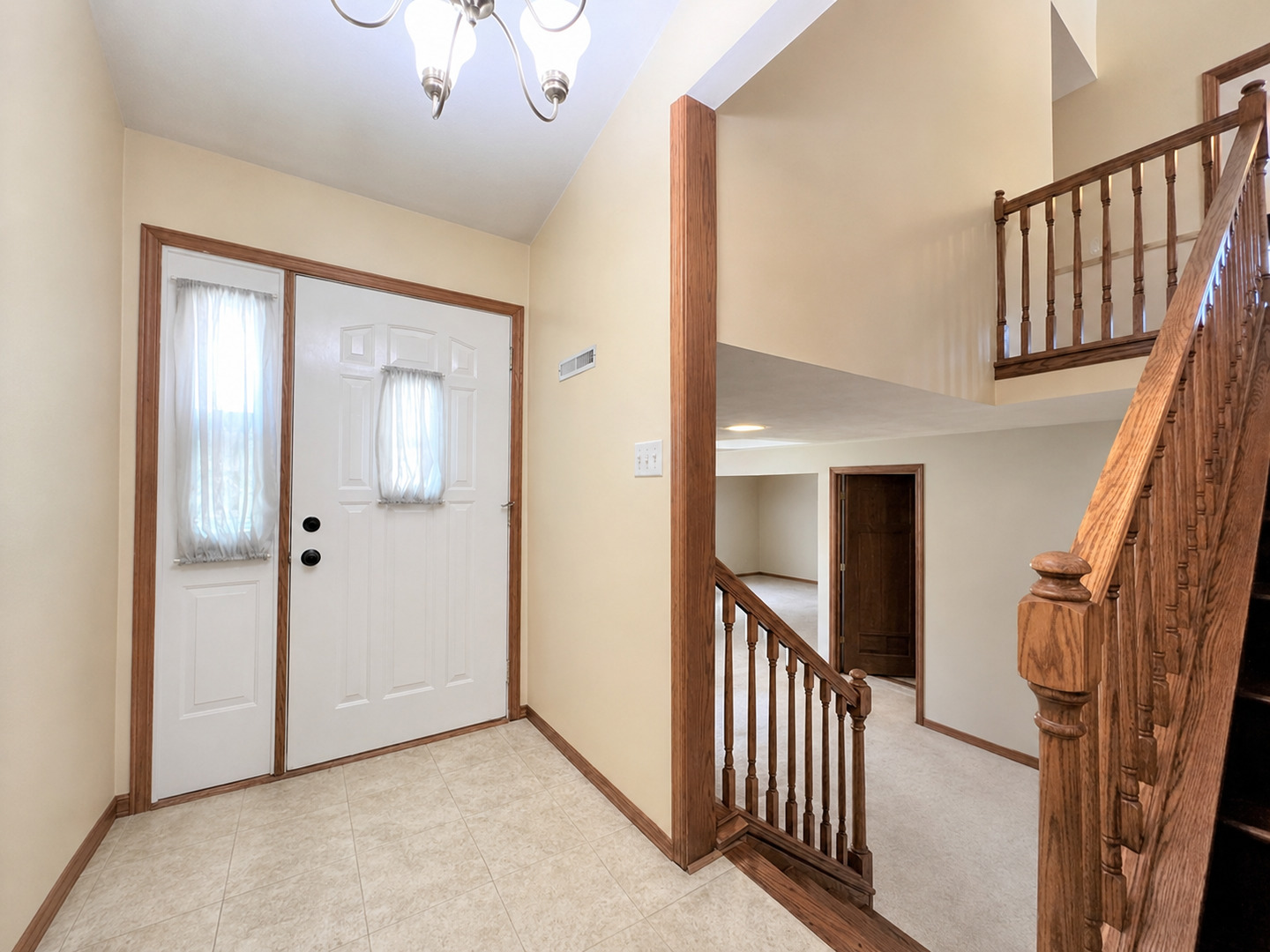 260 Karen Drive Property Photo 2