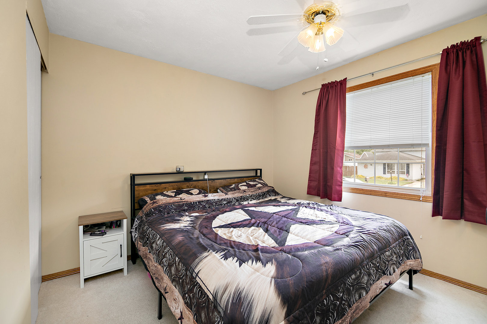260 Karen Drive Property Photo 10