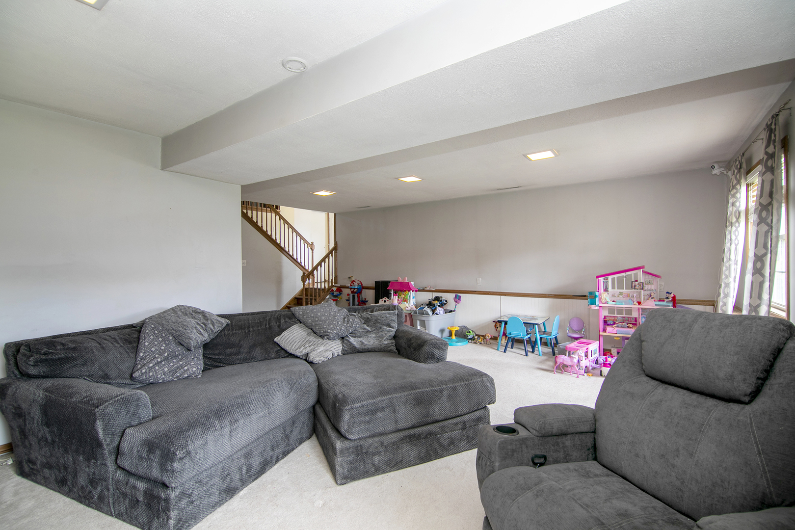 260 Karen Drive Property Photo 13