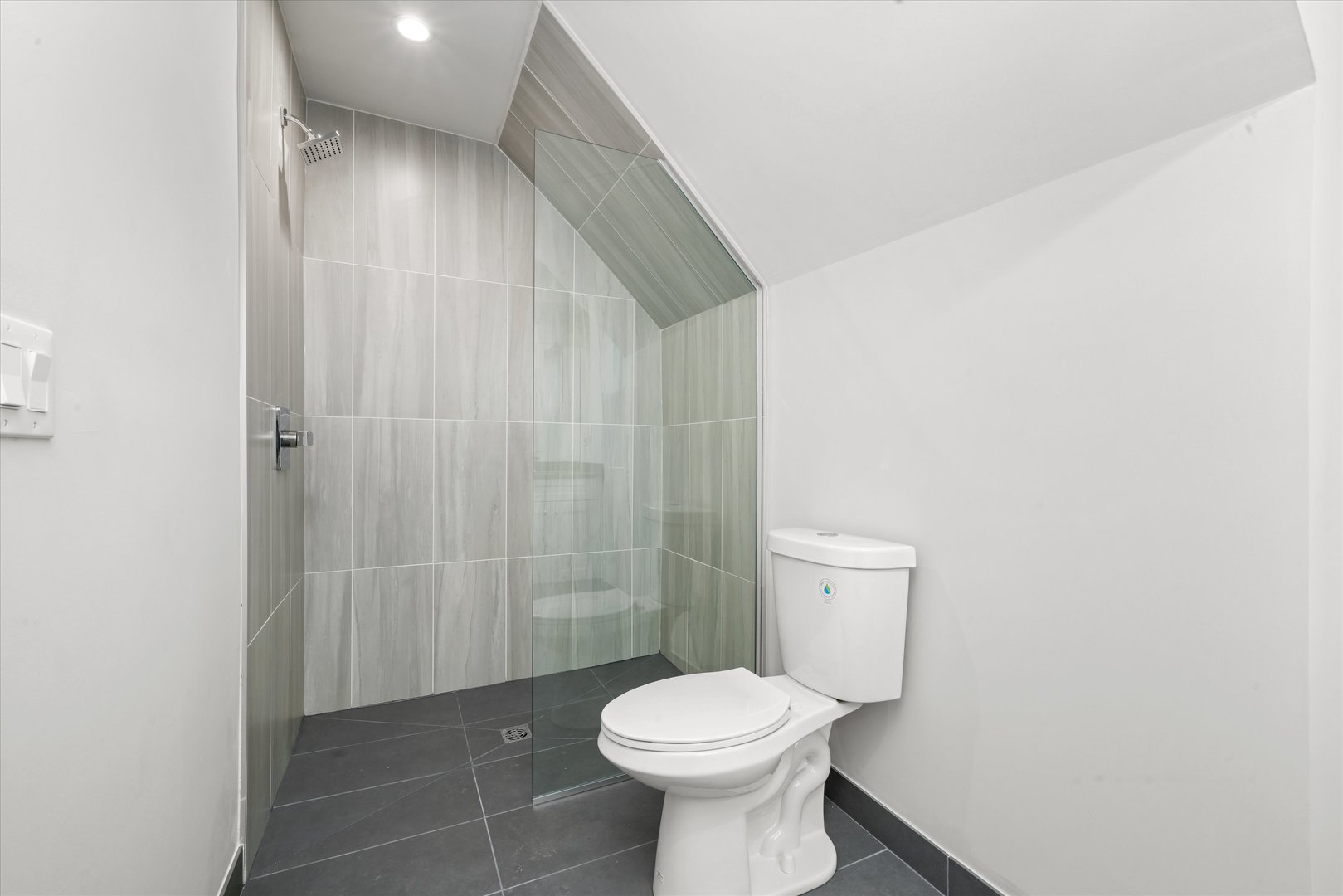 7356 S Kenwood Avenue Property Photo 16