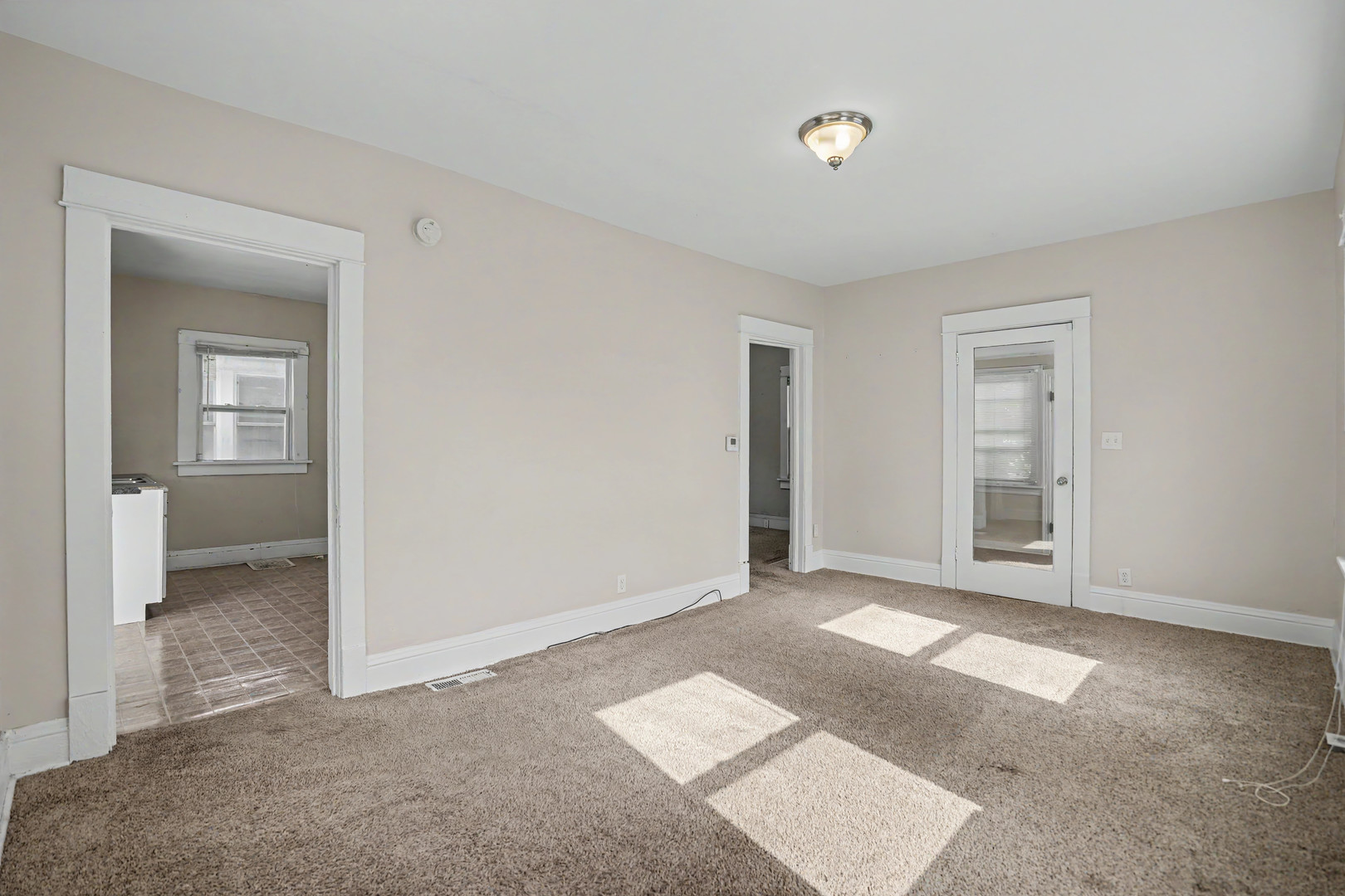 236 15th Avenue Property Photo 4