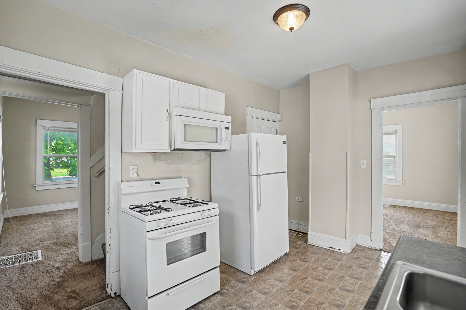 236 15th Avenue Property Photo 8
