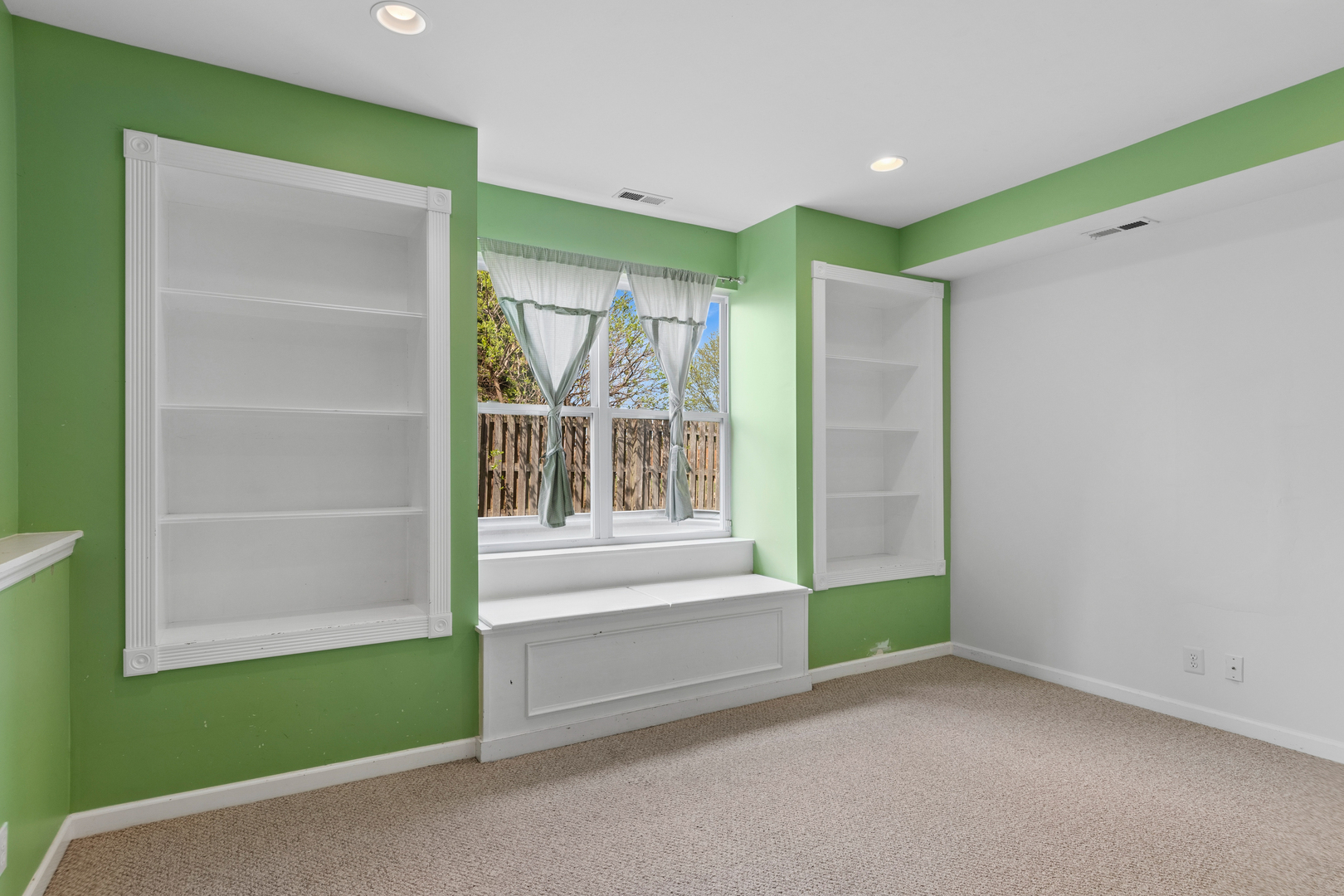 241 Ashcroft Lane Property Photo 18