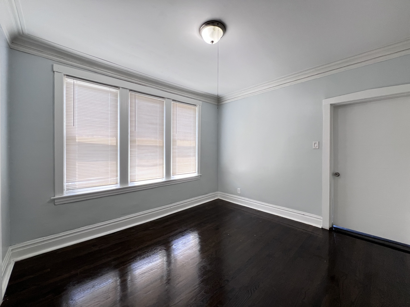 8856 S Lowe Avenue 2r Property Photo 22