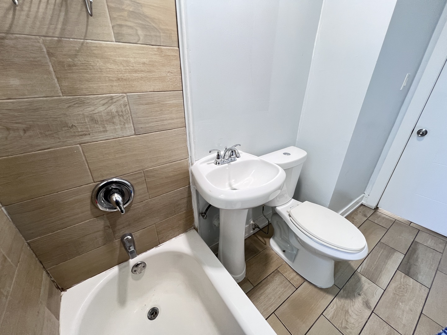 8856 S Lowe Avenue 2r Property Photo 30