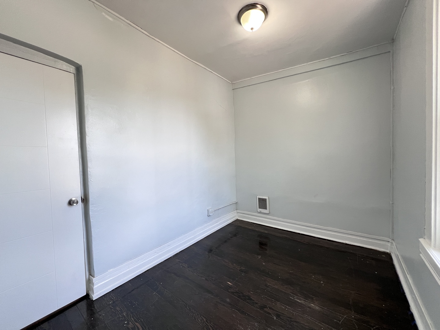 8856 S Lowe Avenue 2r Property Photo 33