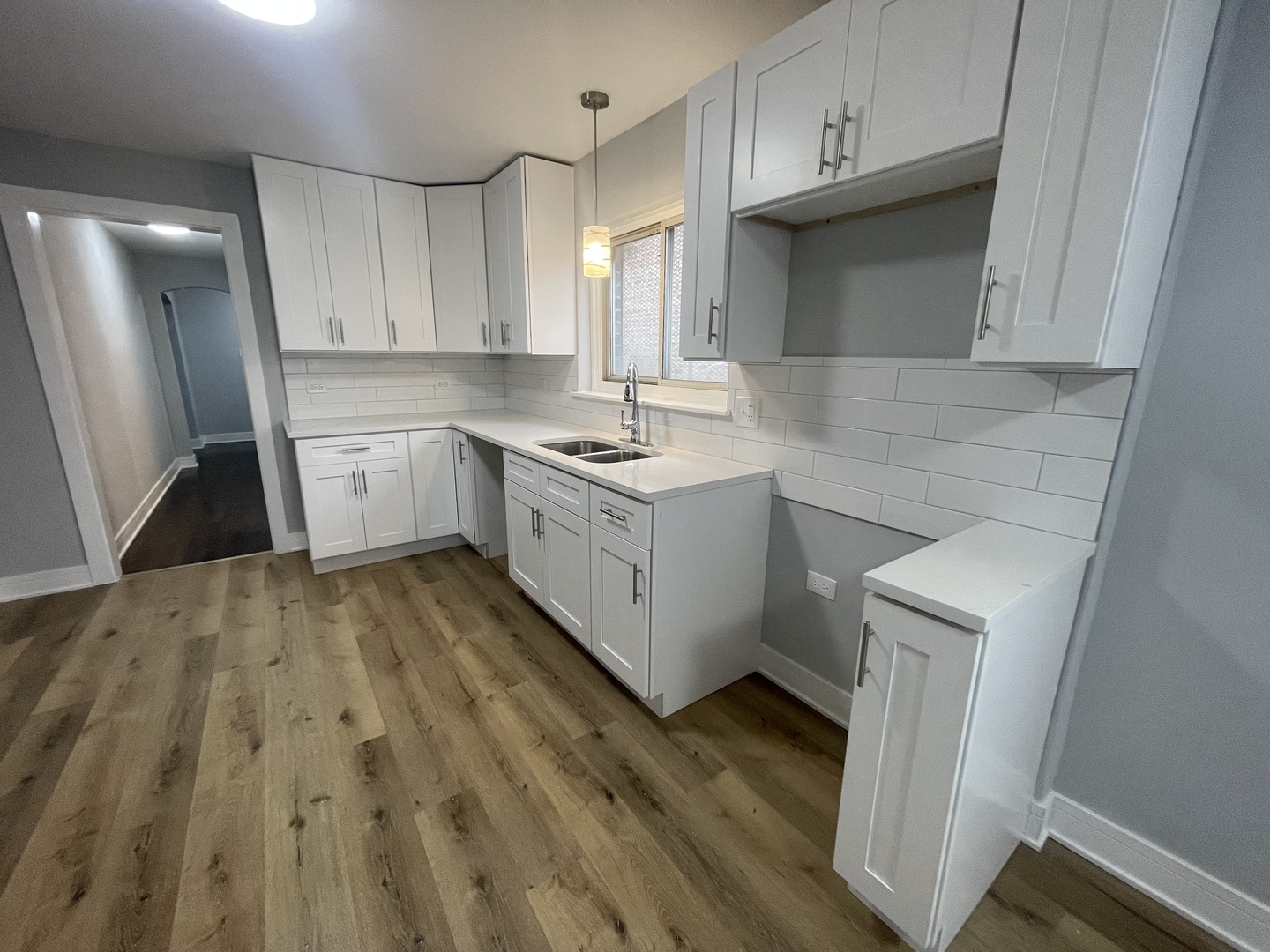 8023 S Yates Boulevard Property Photo 10
