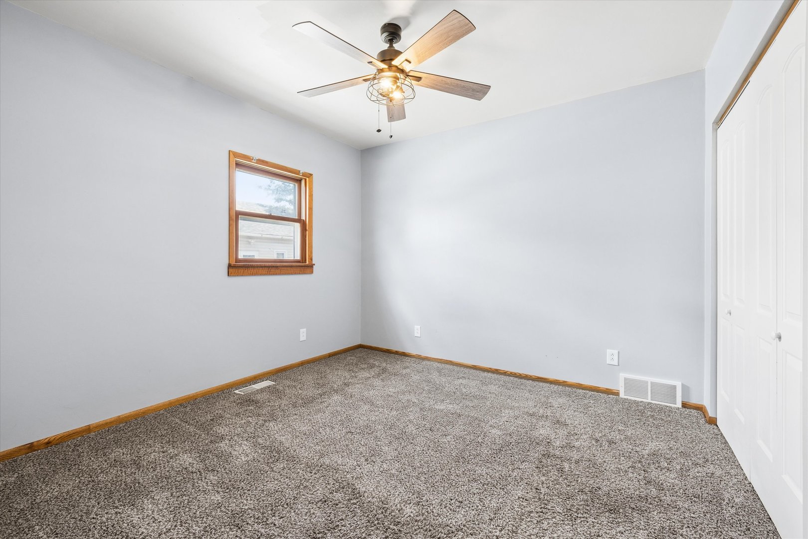 322 6th Avenue Property Photo 20