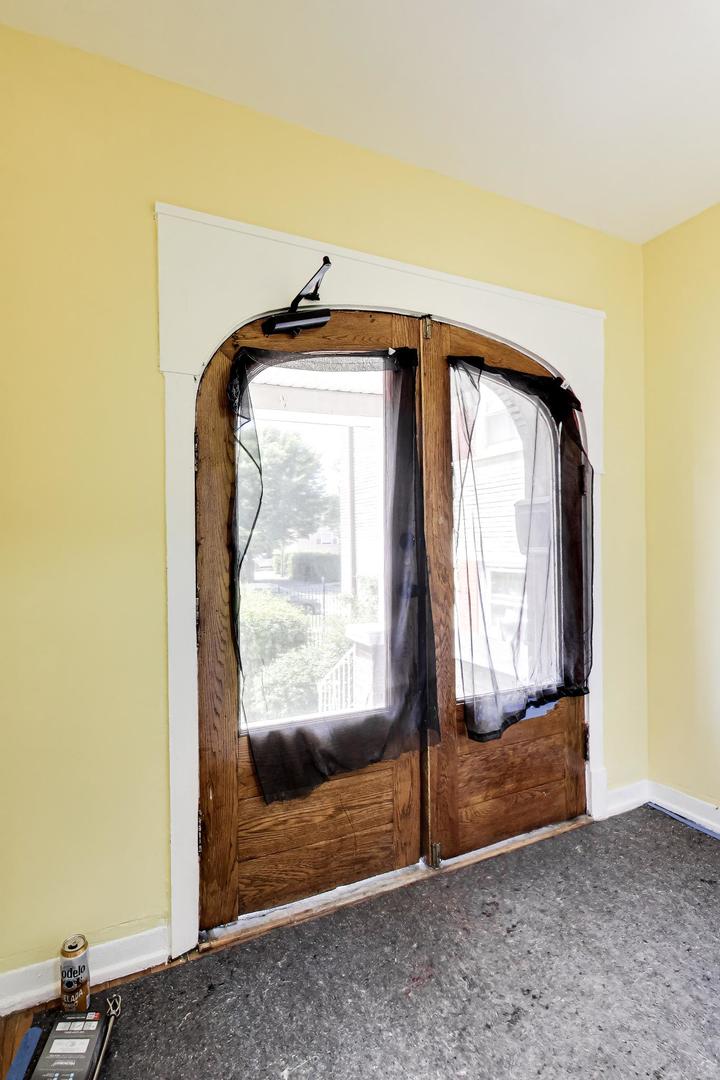 43 N Menard Avenue 2 Property Photo 3