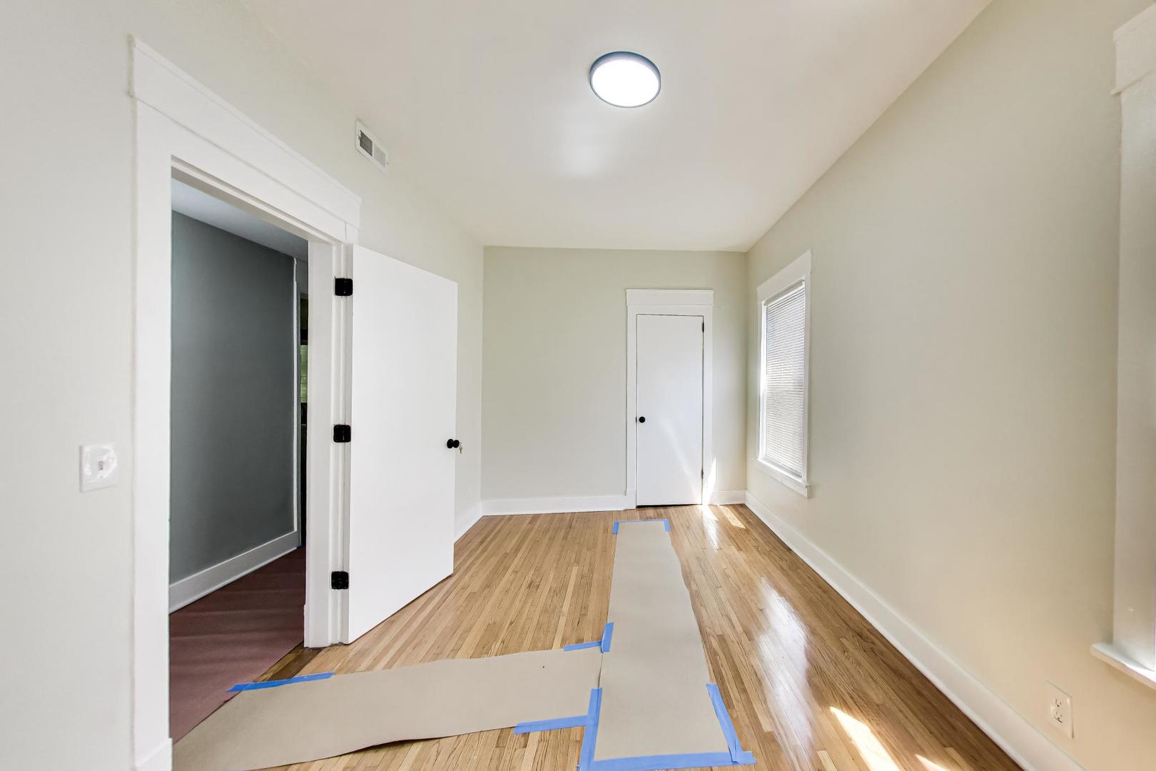 43 N Menard Avenue 2 Property Photo 17