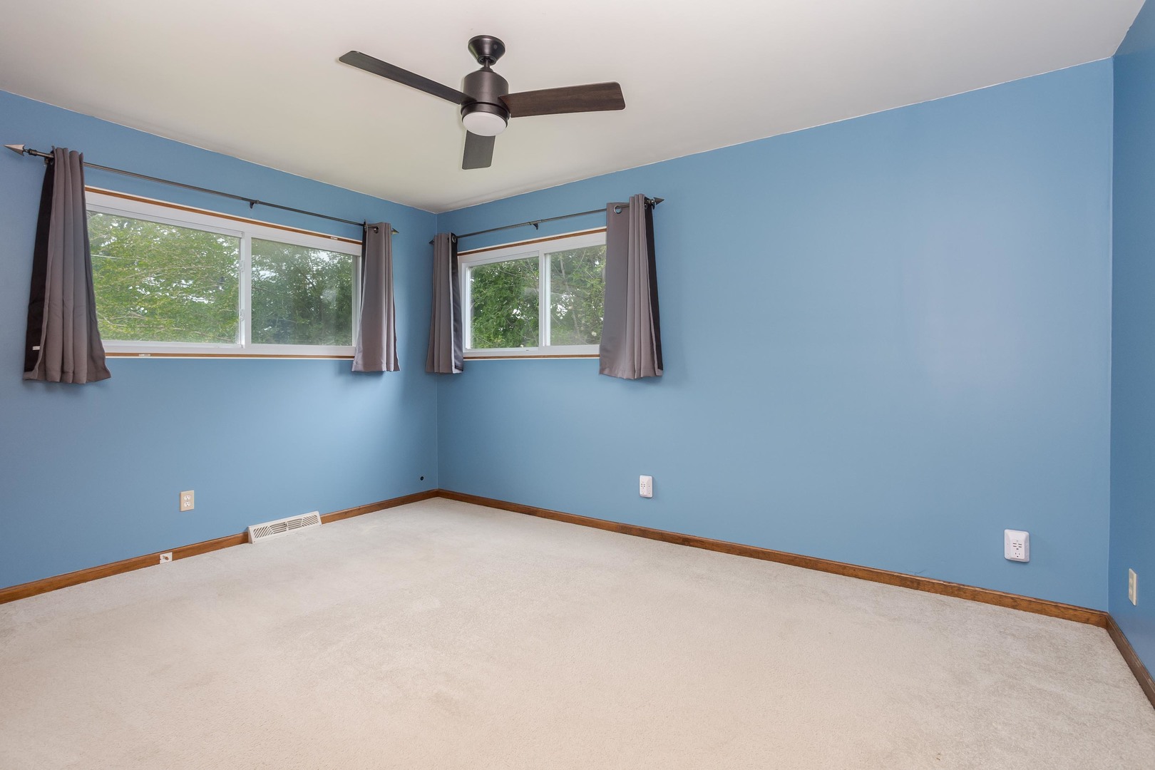 18 Oakwood Drive Property Photo 20
