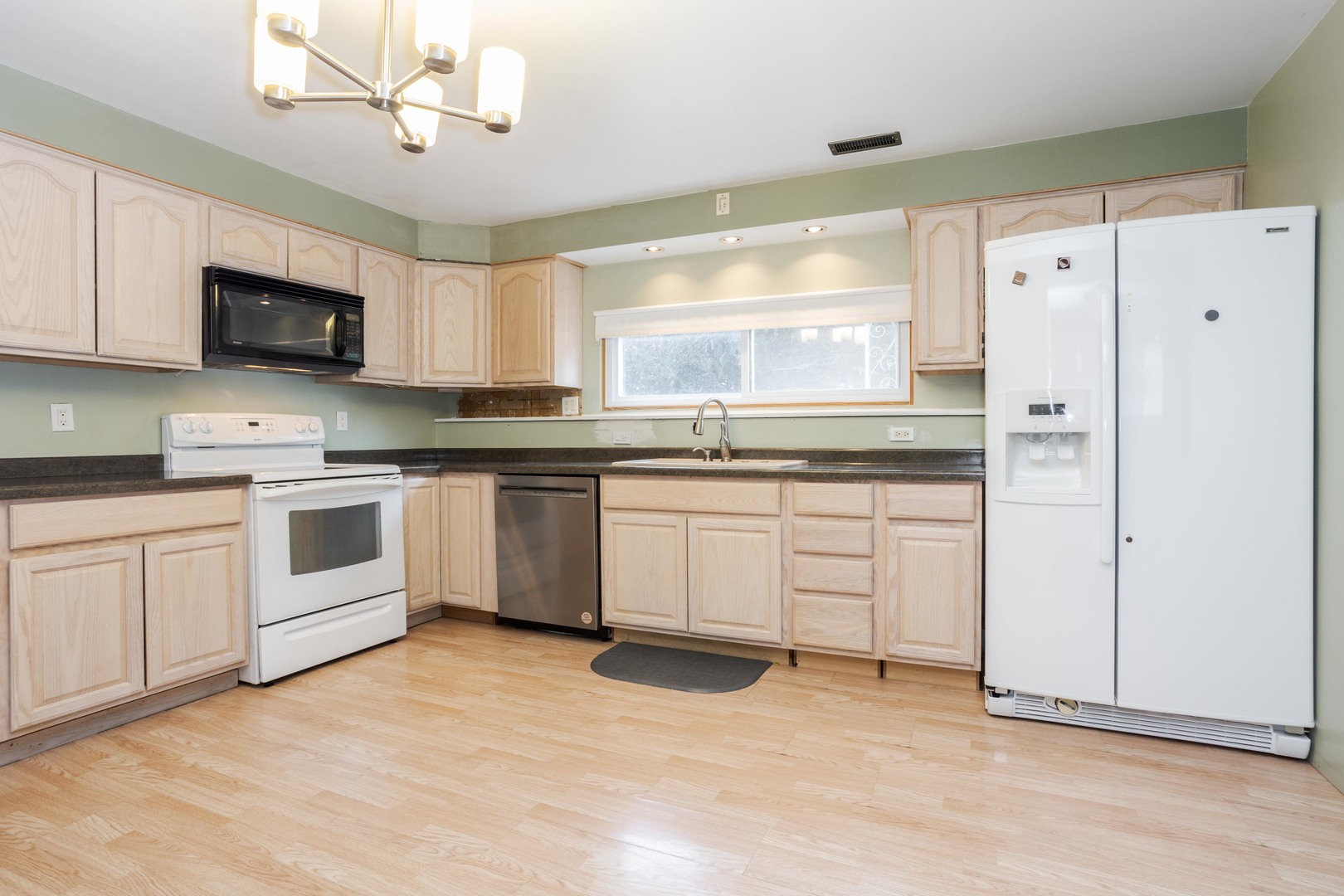 18 Oakwood Drive Property Photo 22