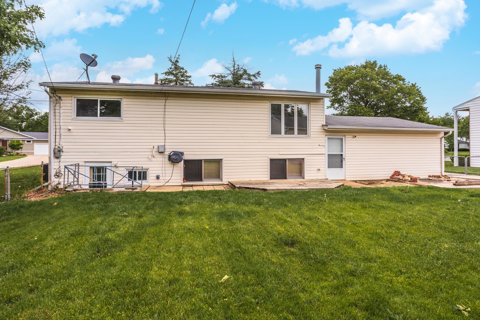 18 Oakwood Drive Property Photo 34