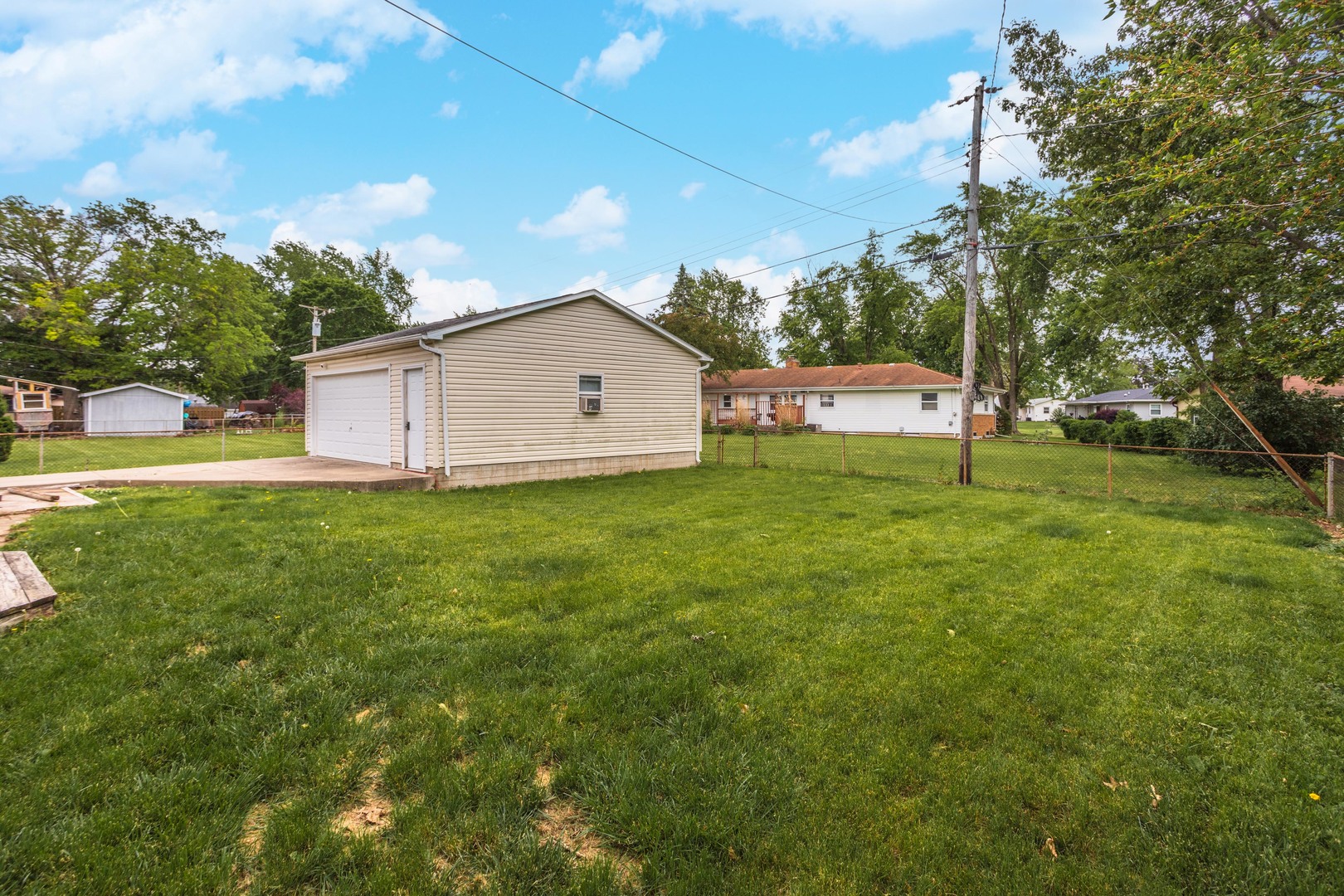 18 Oakwood Drive Property Photo 35