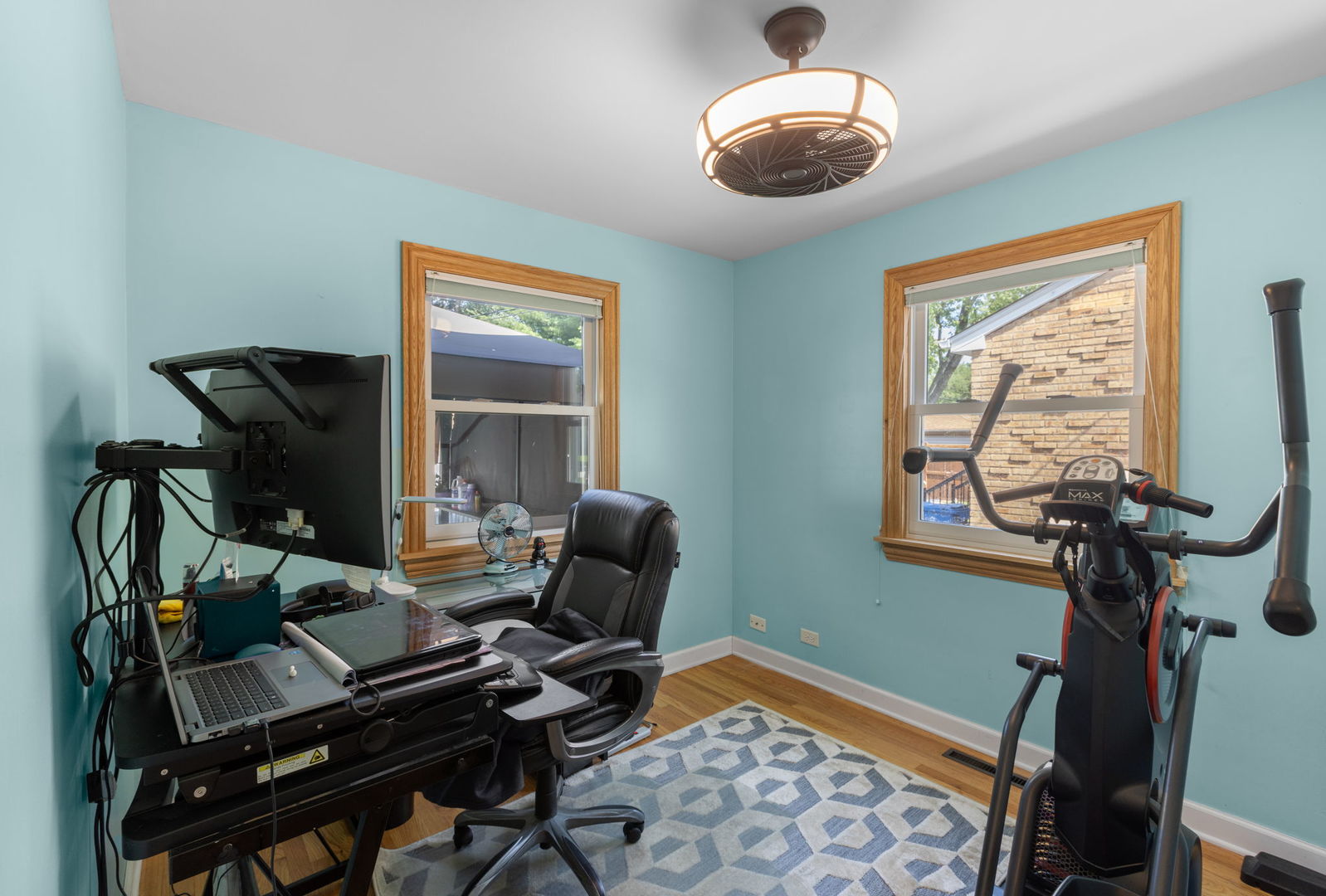 218 N Marion Avenue Property Photo 8
