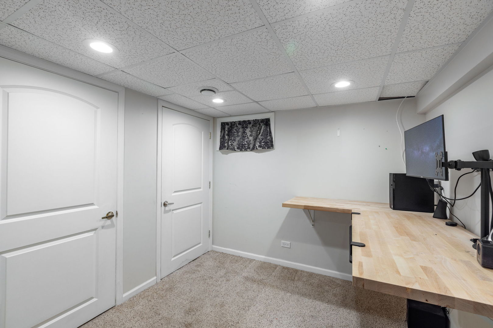 218 N Marion Avenue Property Photo 12