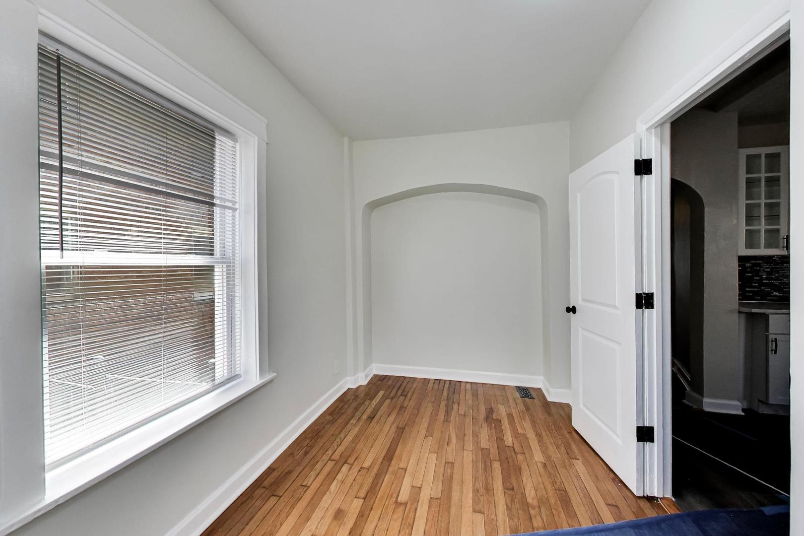 43 N Menard Avenue 1 Property Photo 15