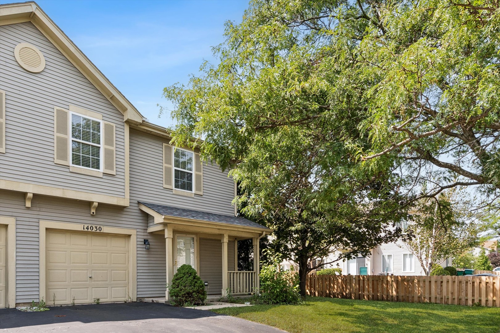 14030 Danbury Drive Property Photo 1