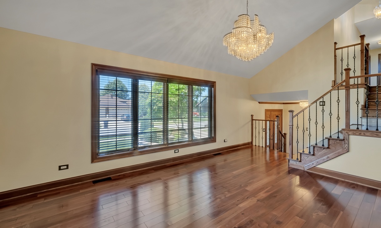 9041 Sunrise Lane Property Photo 4