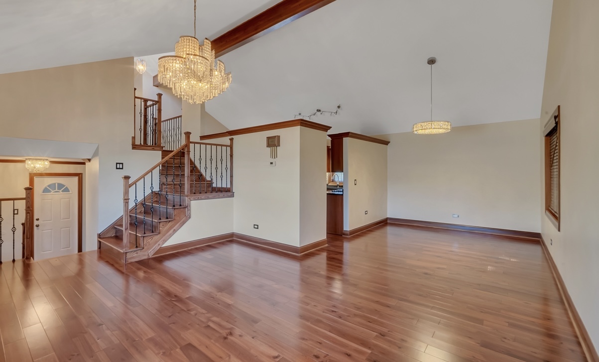 9041 Sunrise Lane Property Photo 5