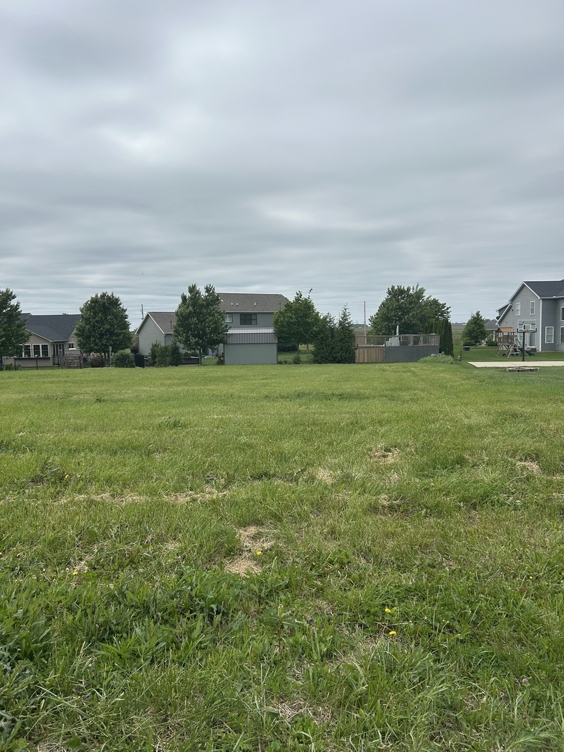 1405 S Mclean Street Property Photo 2
