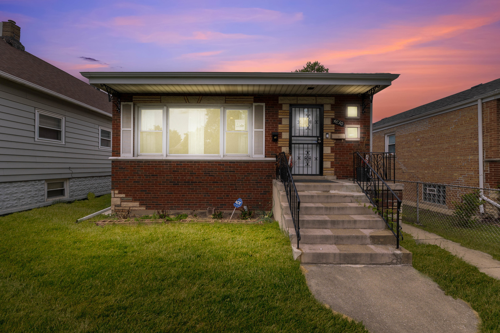4830 S Ridgeway Avenue Property Photo 4