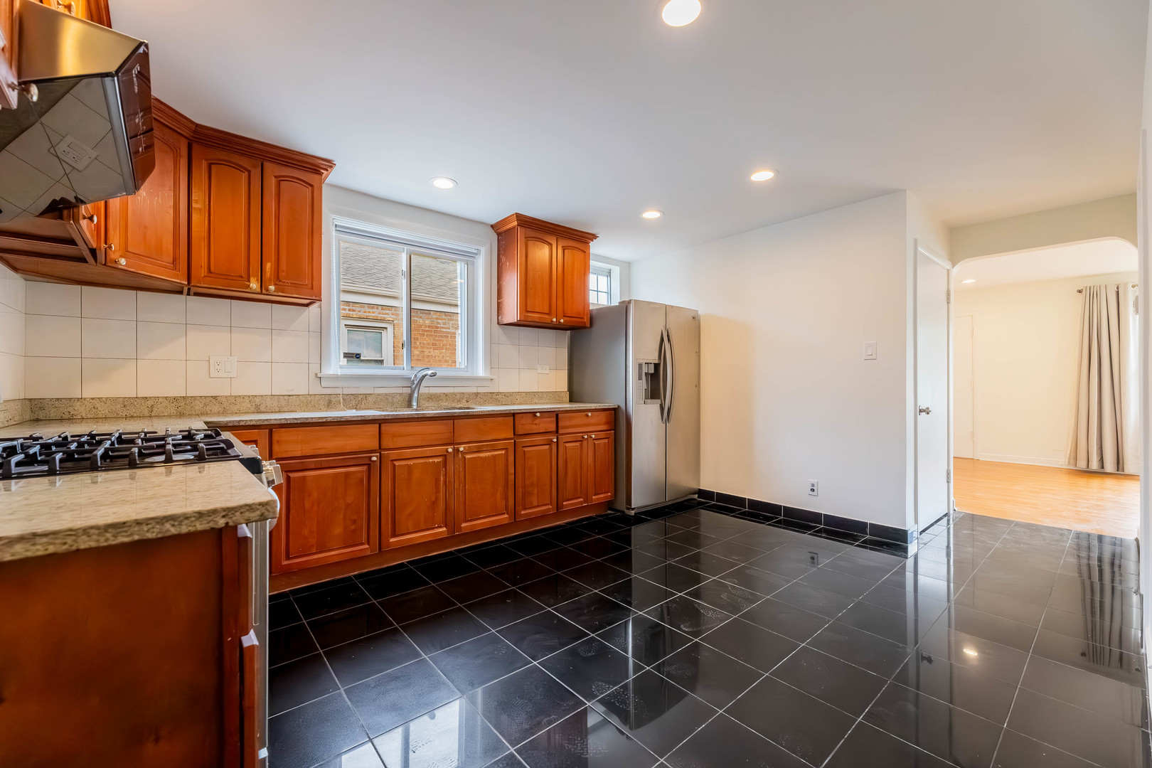 4830 S Ridgeway Avenue Property Photo 12