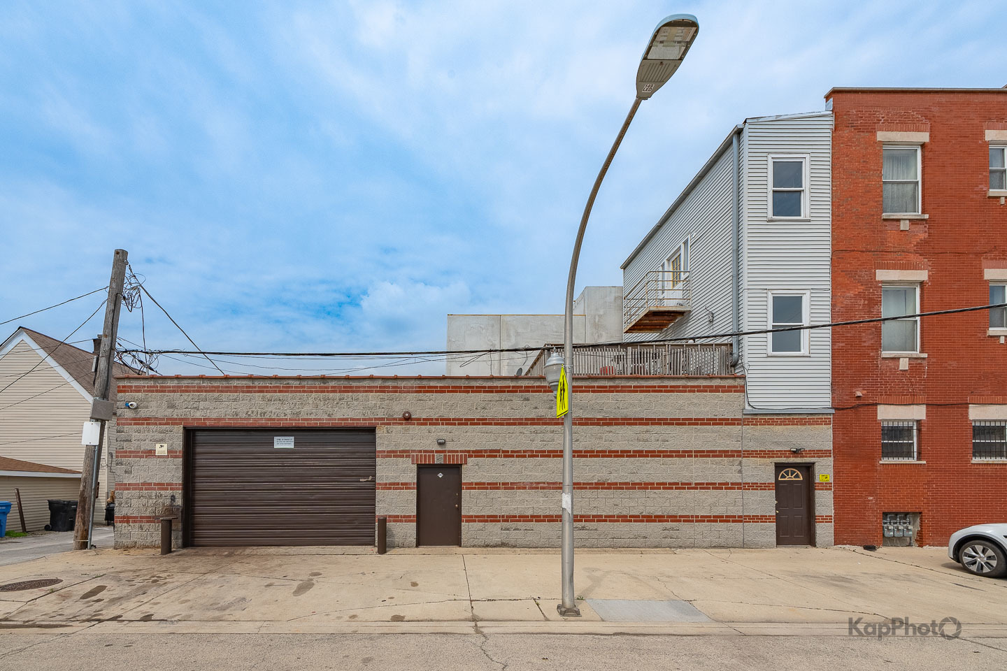 601 W 47th Street Property Photo 4