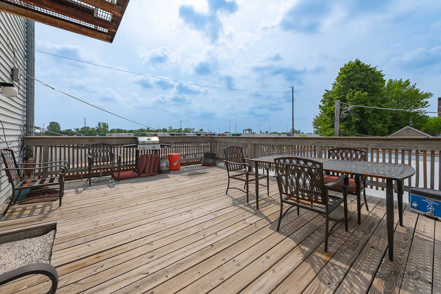 601 W 47th Street Property Photo 16