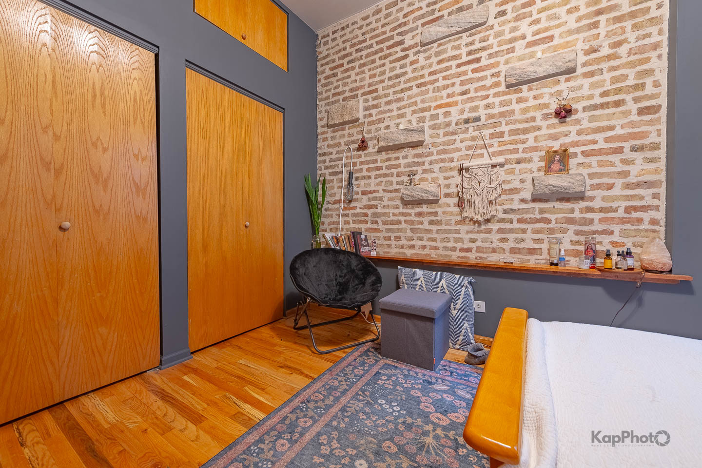 601 W 47th Street Property Photo 21