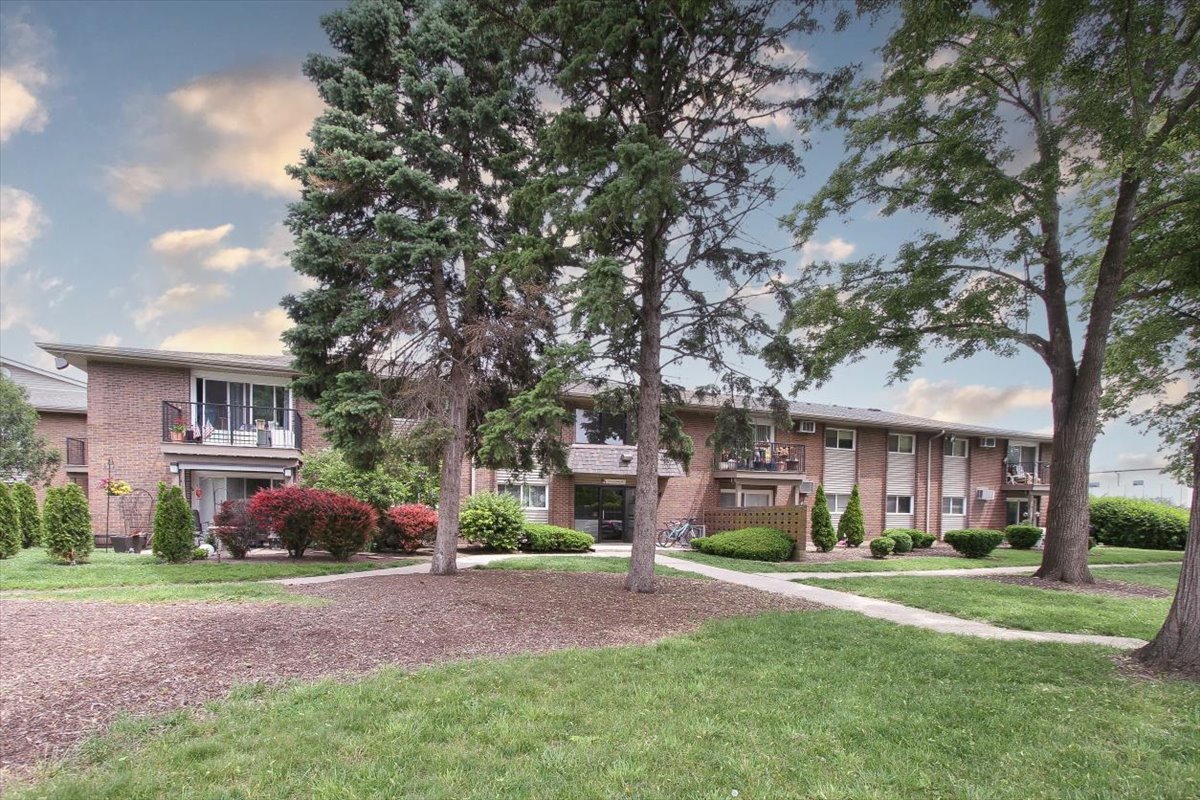 2300 Old Tavern Road 203